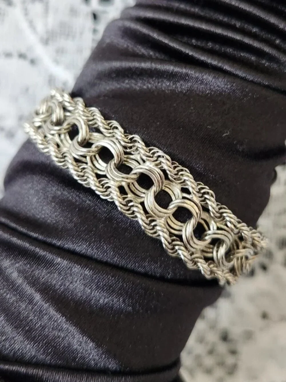 Vtg Sterling Silver Bracelet Wide Triple Row Twisted Rope Signed TC Box Clasp - Picture 3 of 14